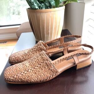 Vintage Italian Woven Leather Slingback low heel shoes 10N